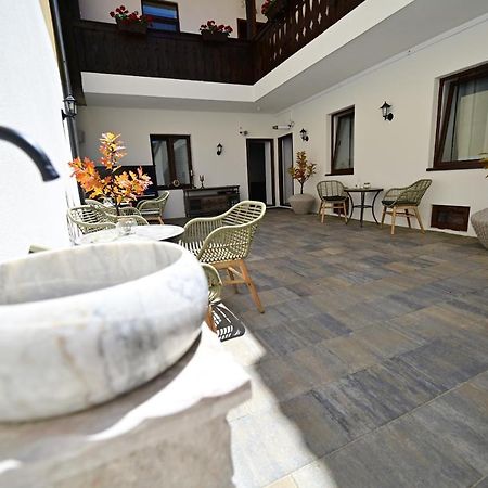Apartments In The Heart Of Sibiu Exterior photo