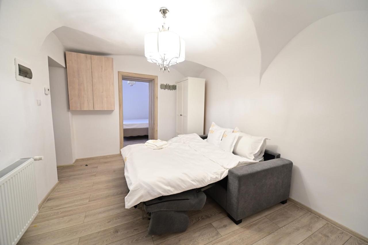 Apartments In The Heart Of Sibiu Exterior photo