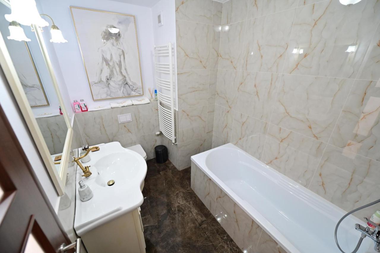 Apartments In The Heart Of Sibiu Exterior photo